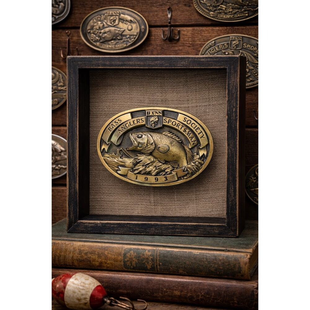 Vintage 1993 BASS Belt Buckle USA Fishing Anglers Sportsman Collectible